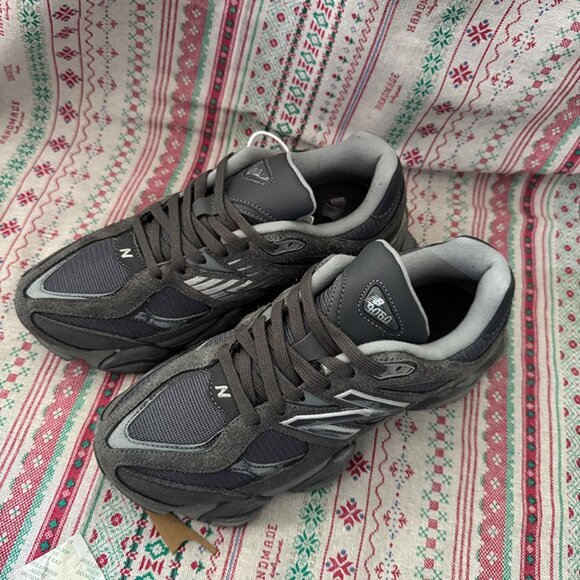 New Balance Grey u9060sg Sneakers - Picture 2 of 7